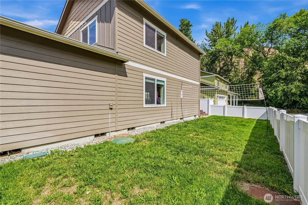 410 Riverside Meadow Cashmere, WA 98815