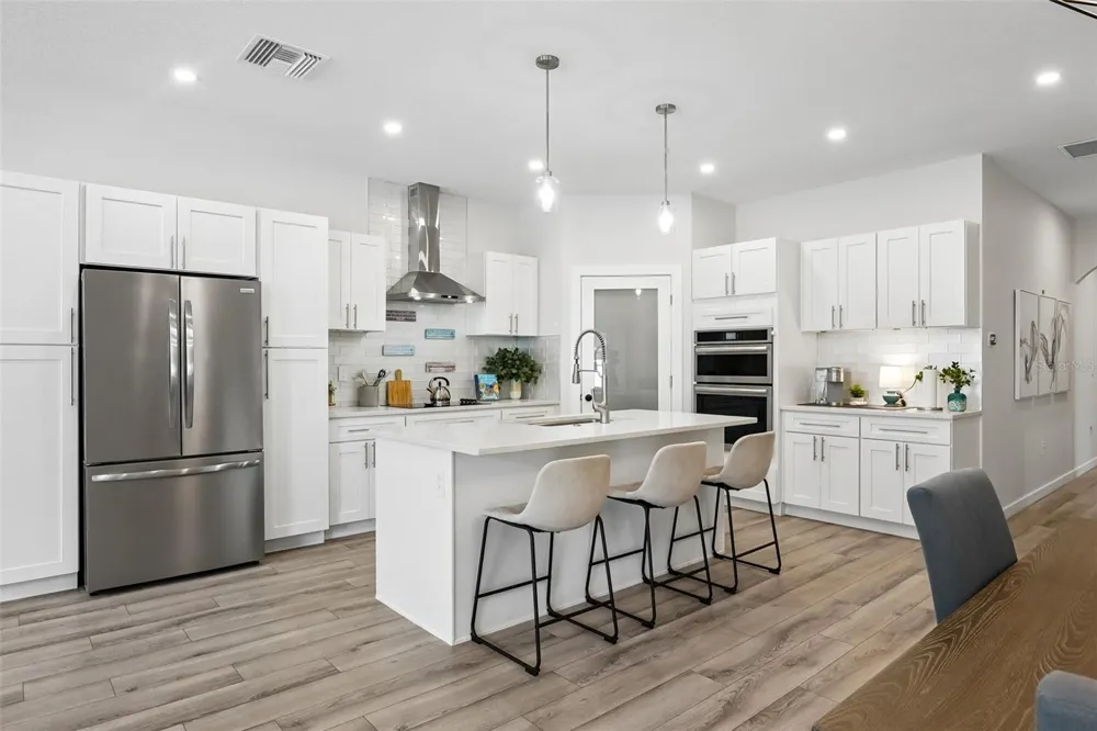 4277 43RD AVENUE St Petersburg, FL 33714