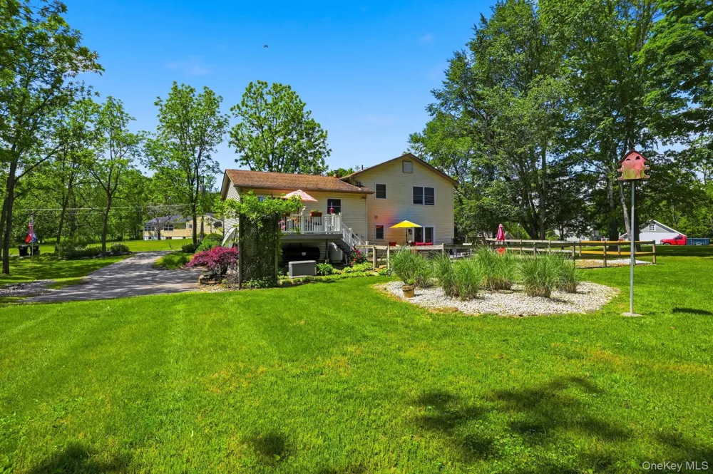 163 Van Keuren Avenue Pine Bush, NY 12566