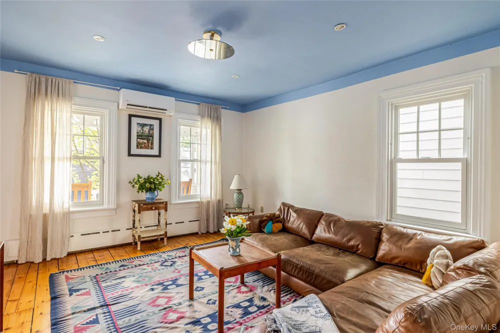 16 Worth Avenue Hudson, NY 12534