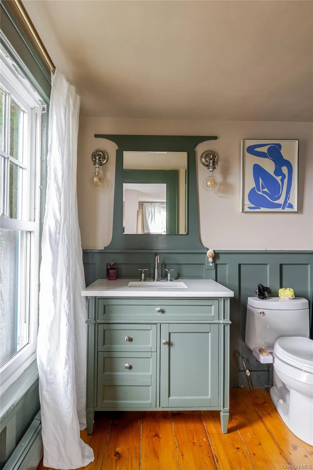 16 Worth Avenue Hudson, NY 12534