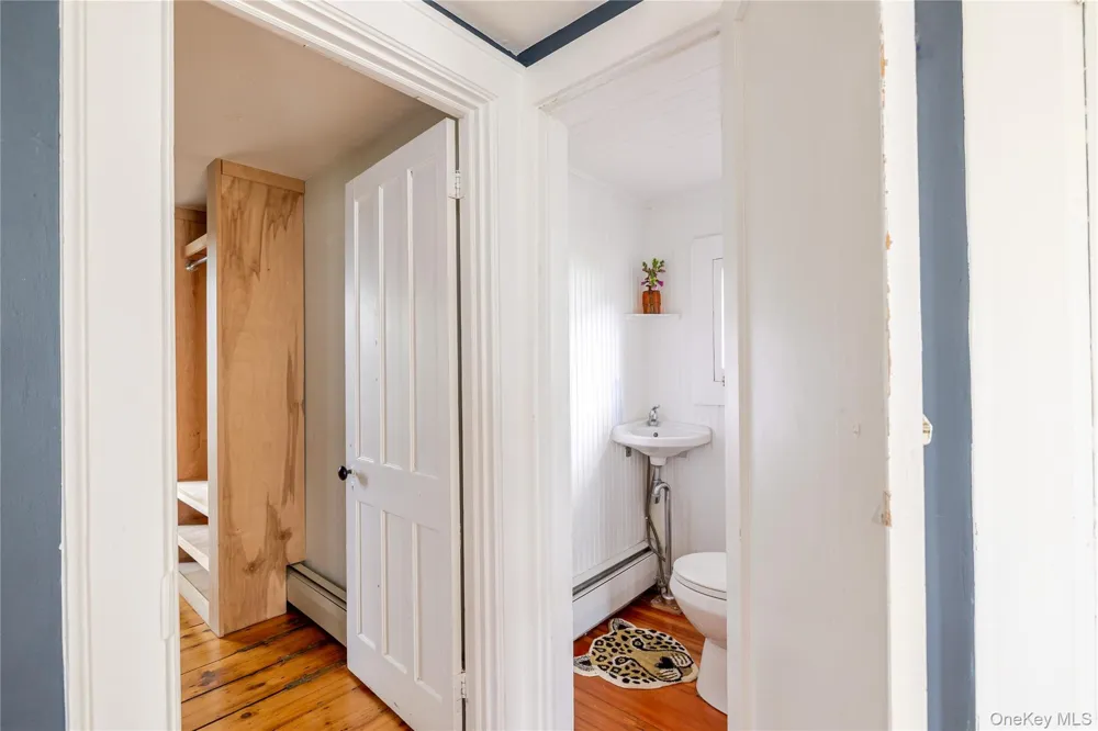 16 Worth Avenue Hudson, NY 12534