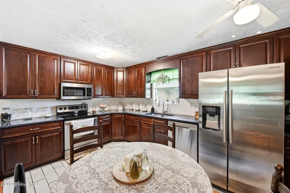 3984 Beattys Bridge Road Atkinson, NC 28421