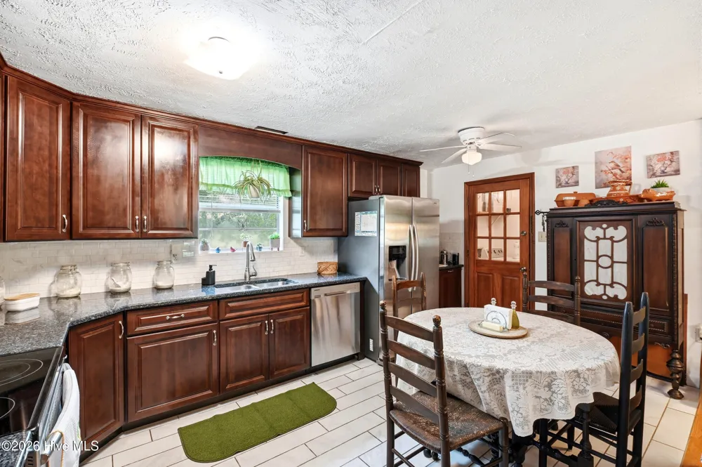 3984 Beattys Bridge Road Atkinson, NC 28421