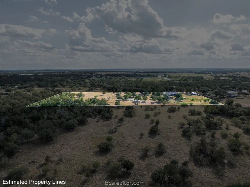 1102 Private Road 2332 Giddings, TX 78942