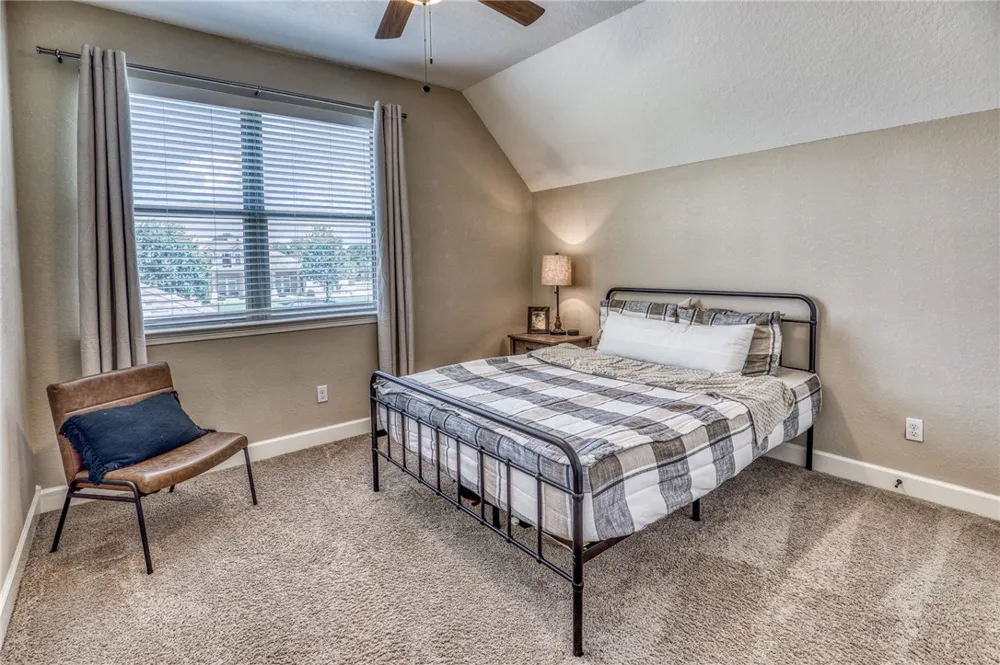 586 Ruby Drive Bellville, TX 77418