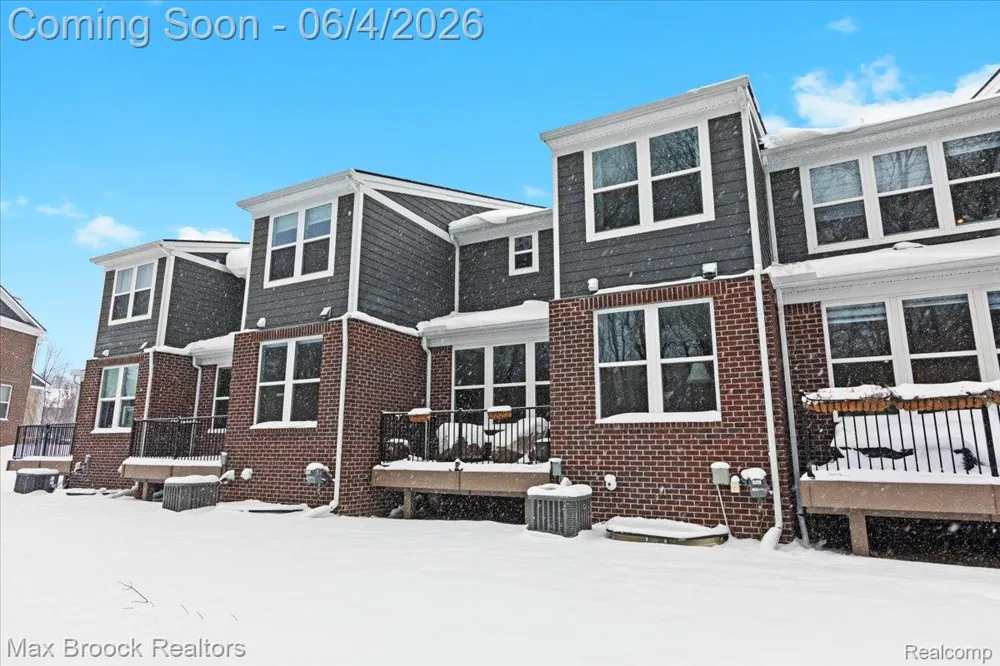 40115 Premier Drive #22 Northville Township, MI 48170