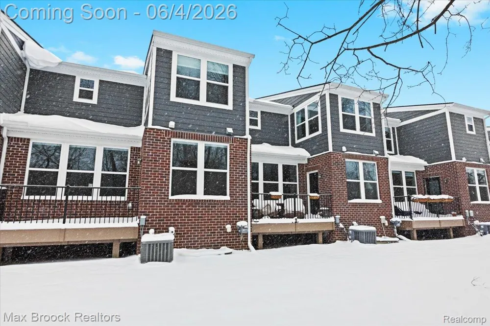 40115 Premier Drive #22 Northville Township, MI 48170