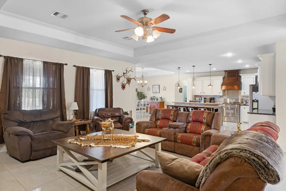 1102 Private Road 2332 Giddings, TX 78942