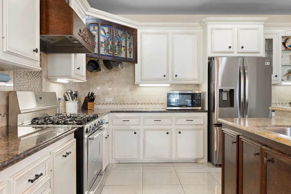 1102 Private Road 2332 Giddings, TX 78942