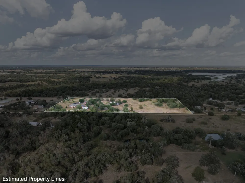 1102 Private Road 2332 Giddings, TX 78942