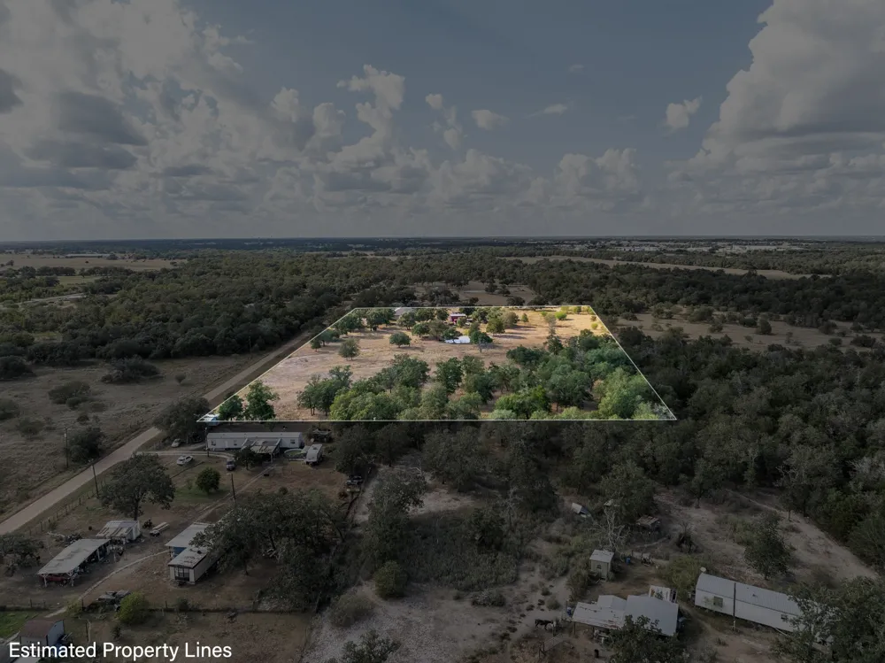 1102 Private Road 2332 Giddings, TX 78942