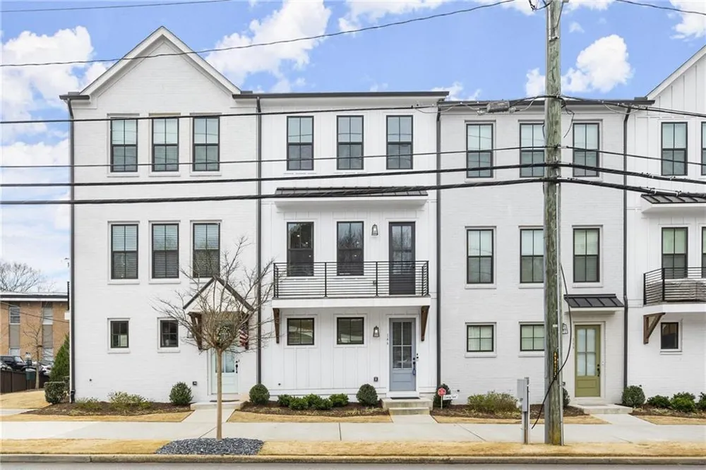 146 CHESTNUT CIRCLE