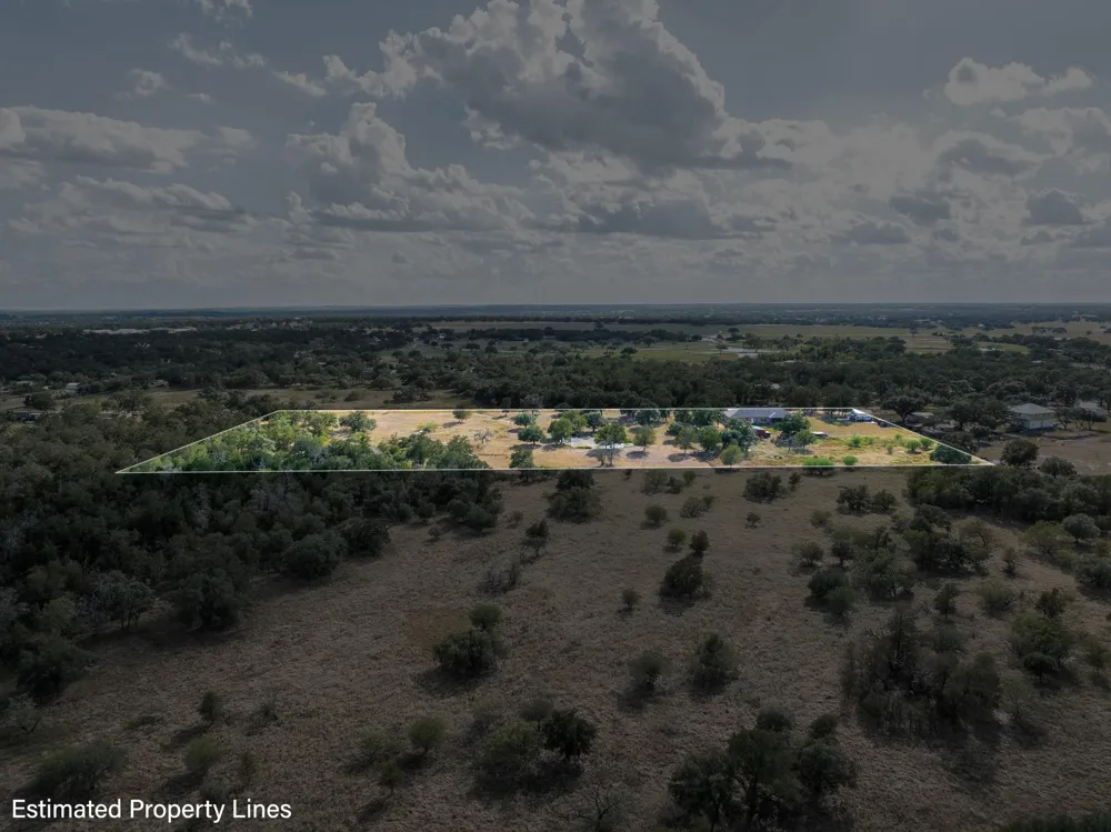 1102 Private Road 2332 Giddings, TX 78942