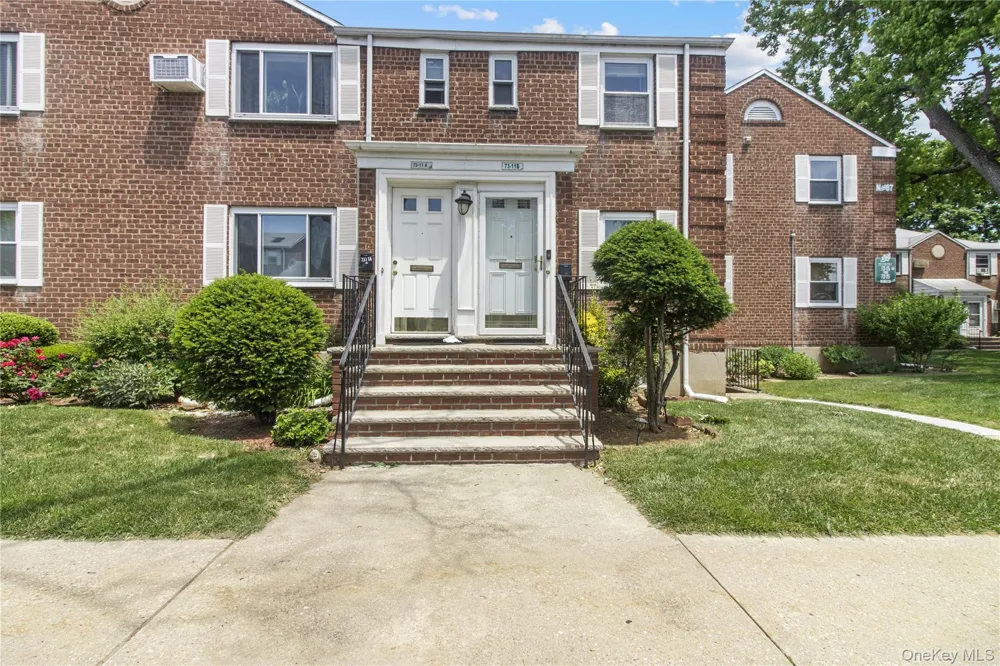 73-11 263rd Street #B Glen Oaks, NY 11004
