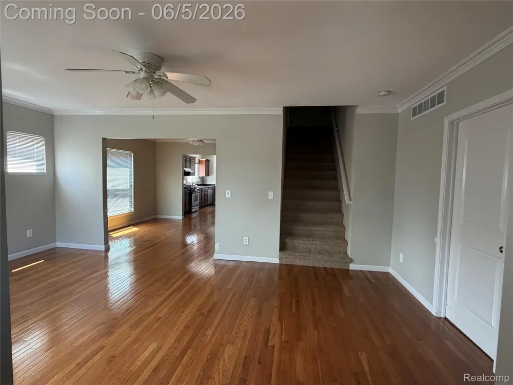 47 Osceola Drive Pontiac City, MI 48341