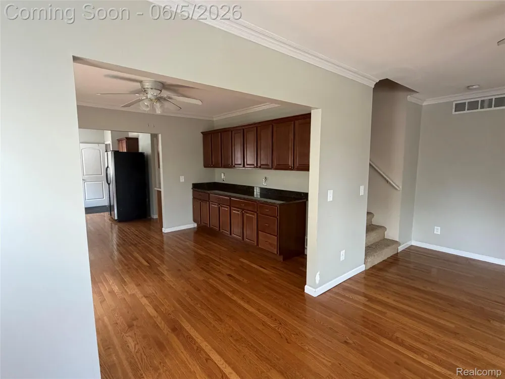 47 Osceola Drive Pontiac City, MI 48341