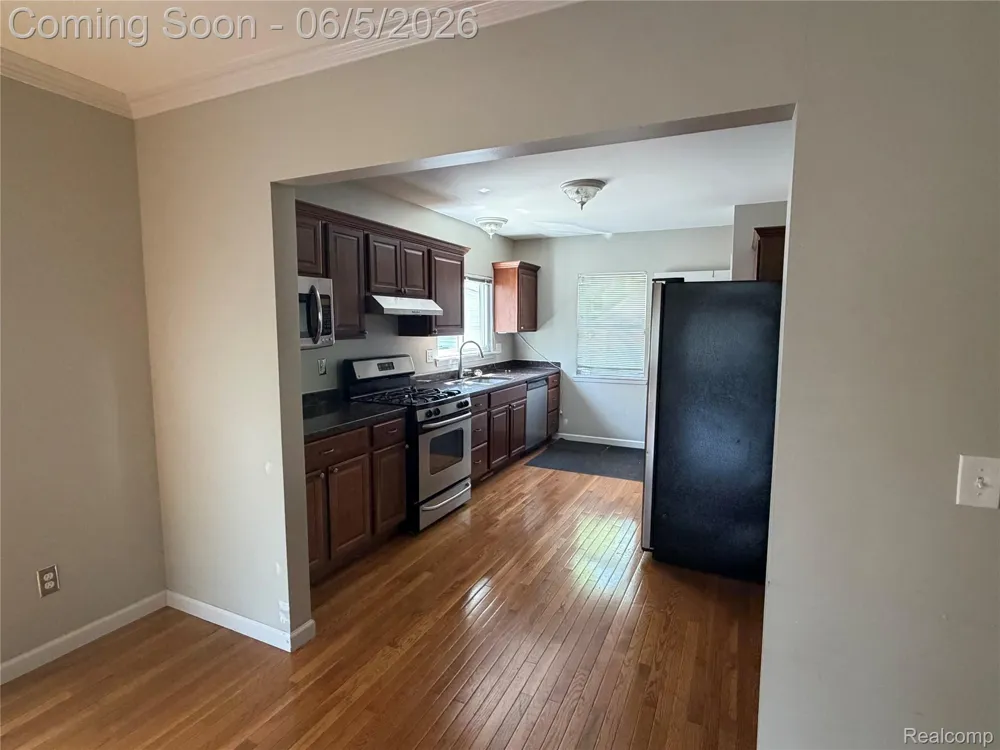 47 Osceola Drive Pontiac City, MI 48341