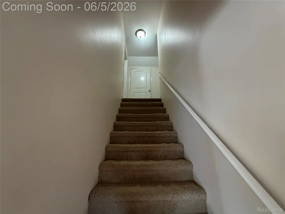 47 Osceola Drive Pontiac City, MI 48341
