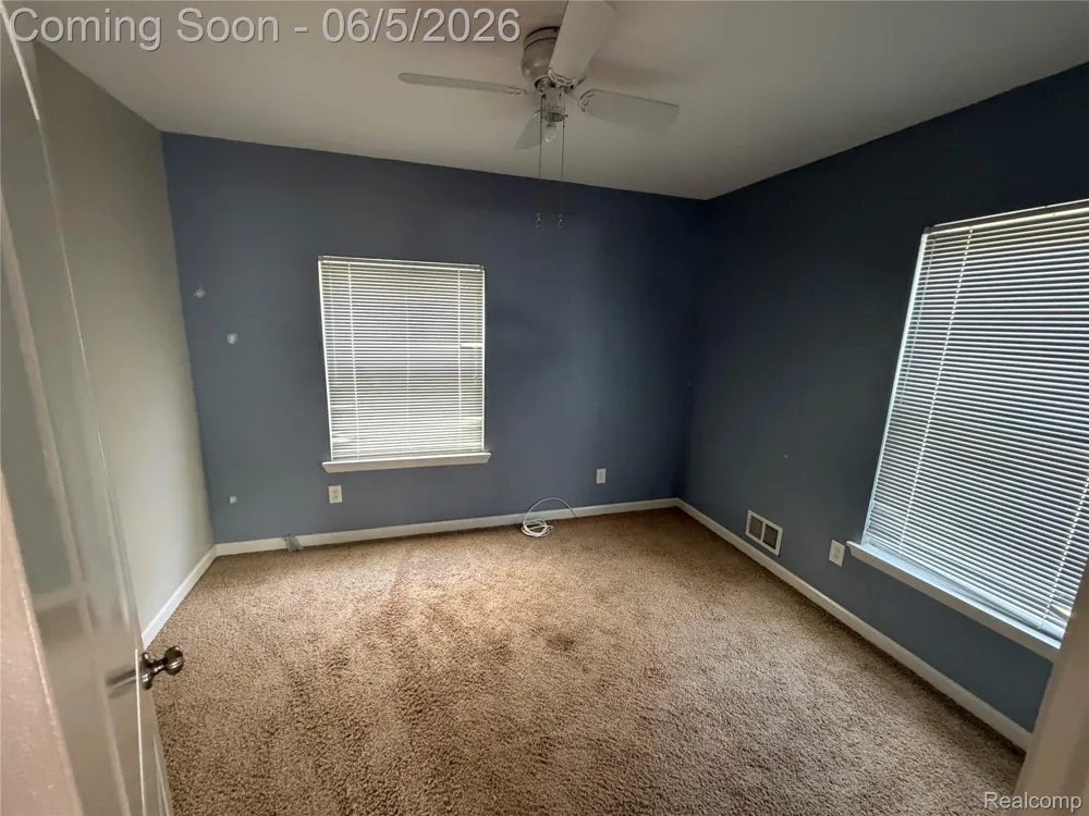 47 Osceola Drive Pontiac City, MI 48341