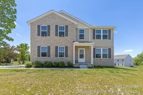 8376 Oaks Court