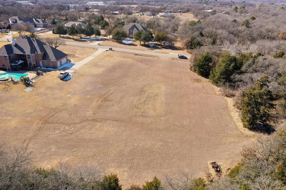 2413 Plantation Drive Burleson, TX 76028