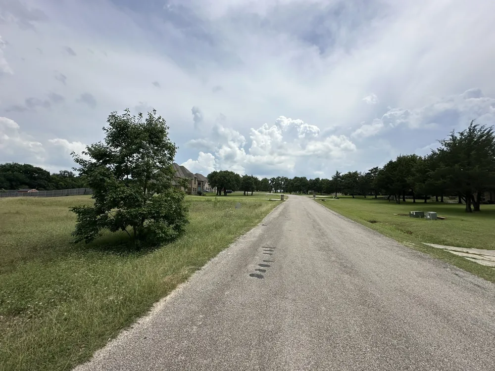 2413 Plantation Drive Burleson, TX 76028