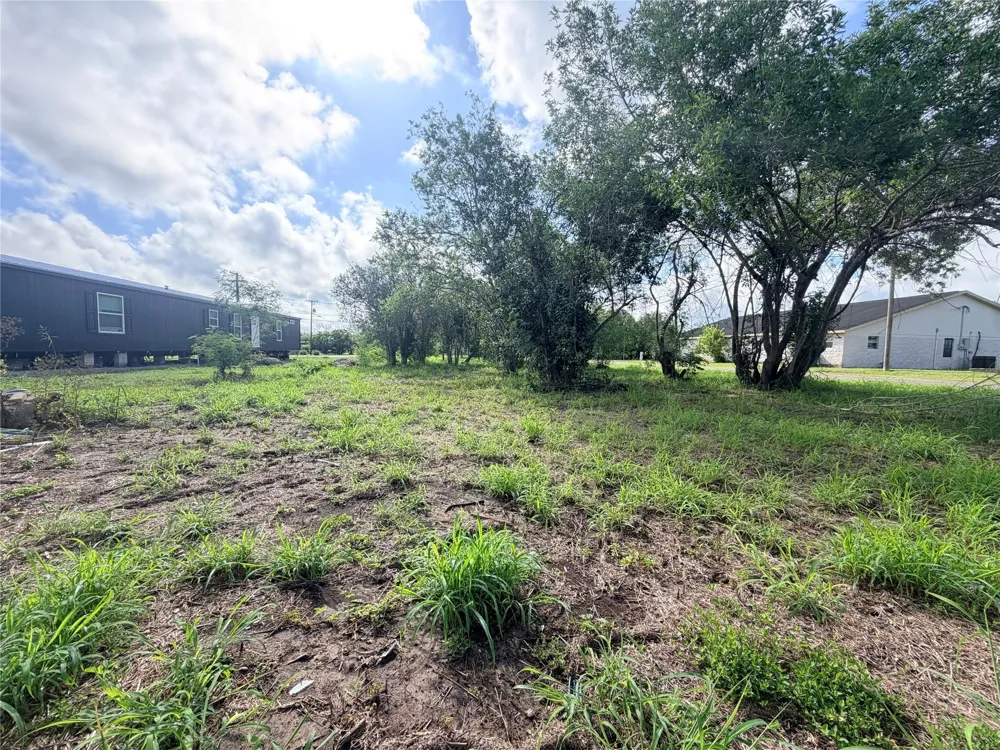 107 Shaw Street Refugio, TX 78377