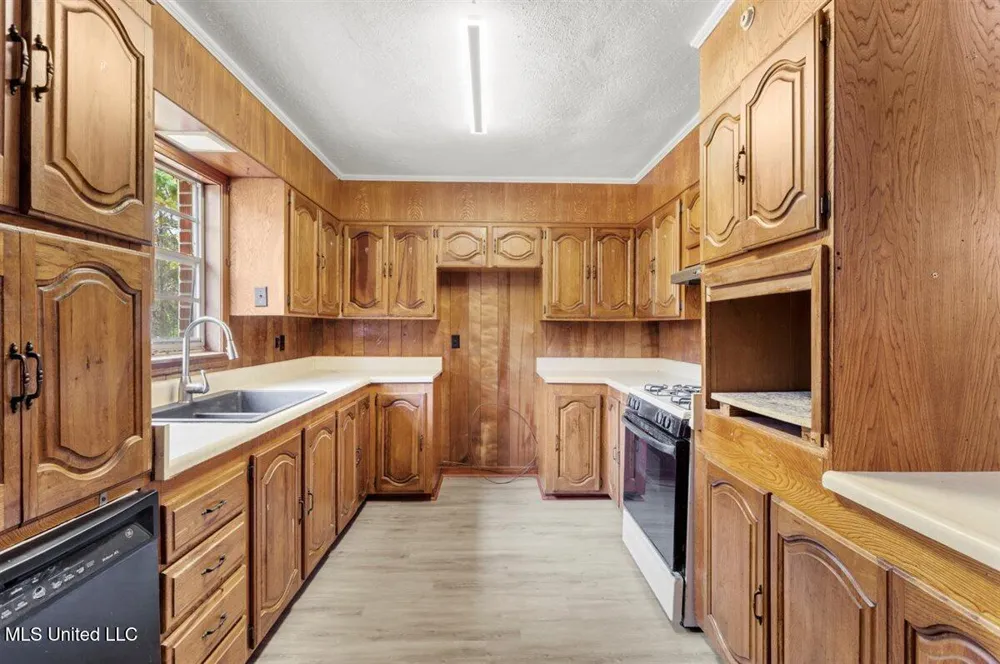 1104 Fairview Drive Waynesboro, MS 39367