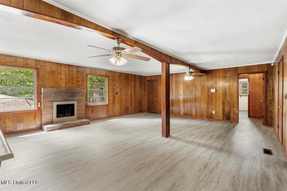 1104 Fairview Drive Waynesboro, MS 39367