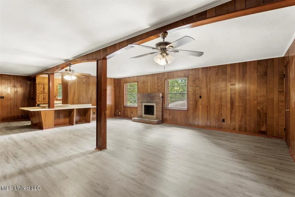 1104 Fairview Drive Waynesboro, MS 39367