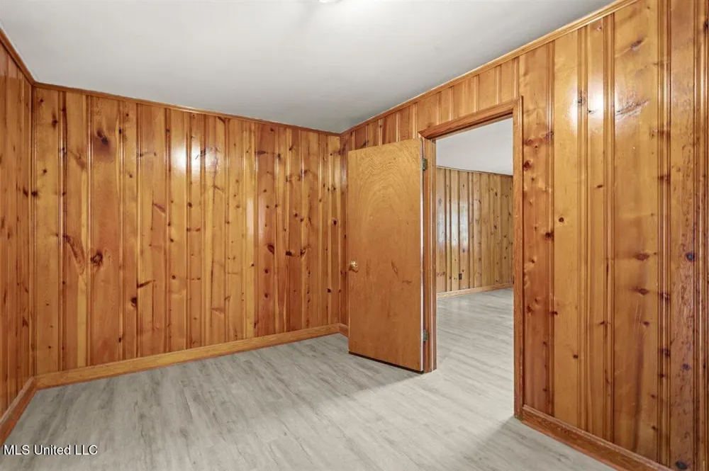 1104 Fairview Drive Waynesboro, MS 39367