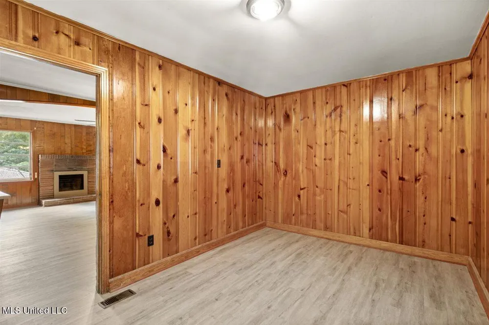 1104 Fairview Drive Waynesboro, MS 39367