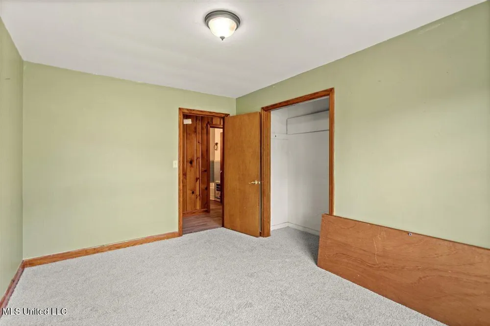1104 Fairview Drive Waynesboro, MS 39367