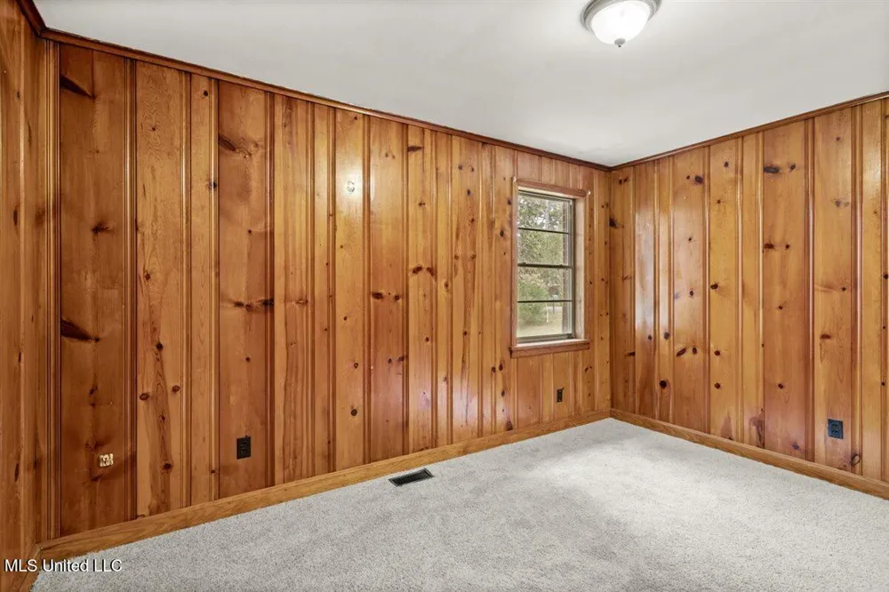 1104 Fairview Drive Waynesboro, MS 39367