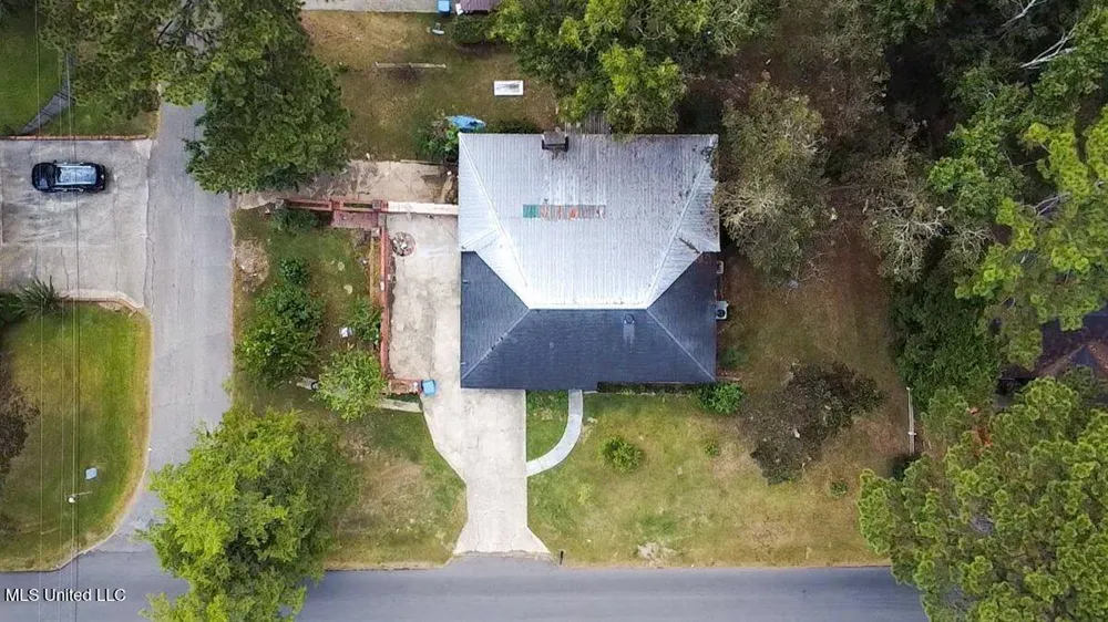 1104 Fairview Drive Waynesboro, MS 39367
