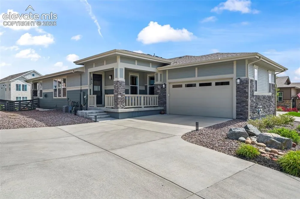 1915 Canyonpoint Lane Castle Pines, CO 80108