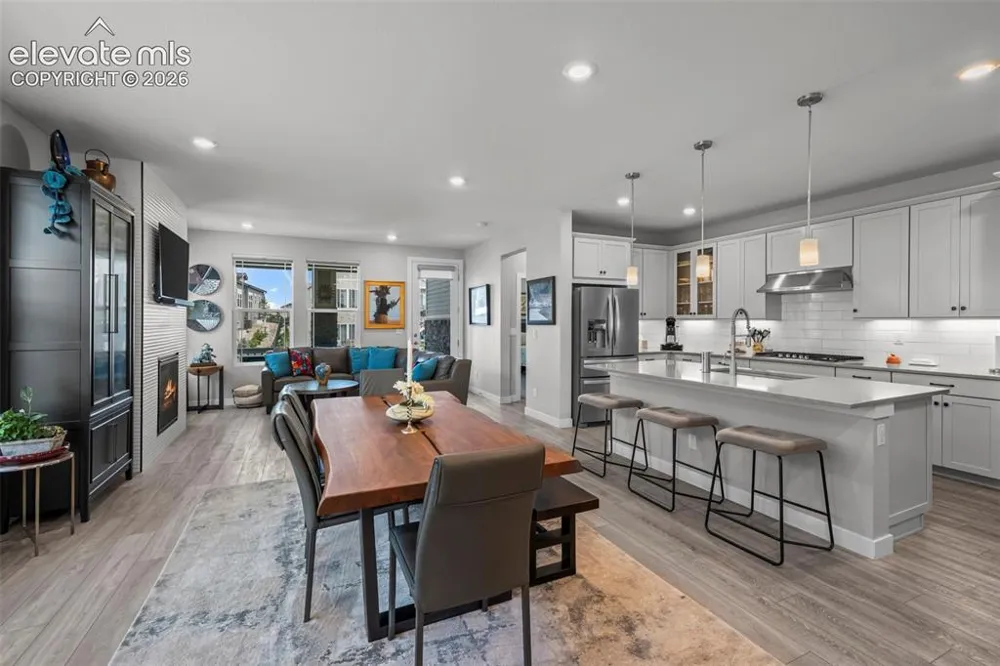 1915 Canyonpoint Lane Castle Pines, CO 80108