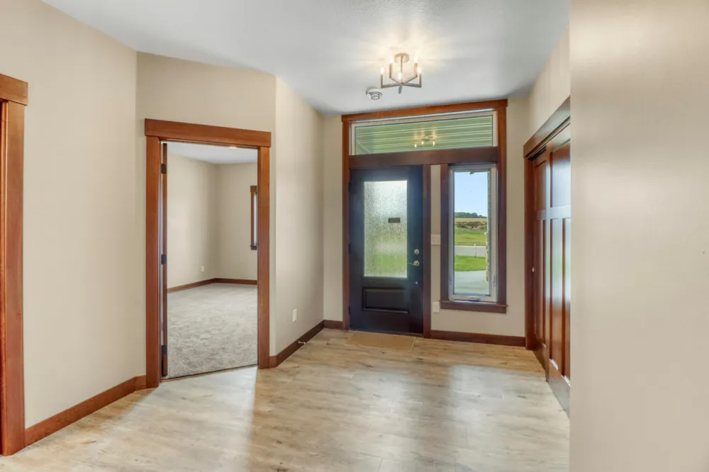 830 Lake Forest Circle Detroit Lakes, MN 56501