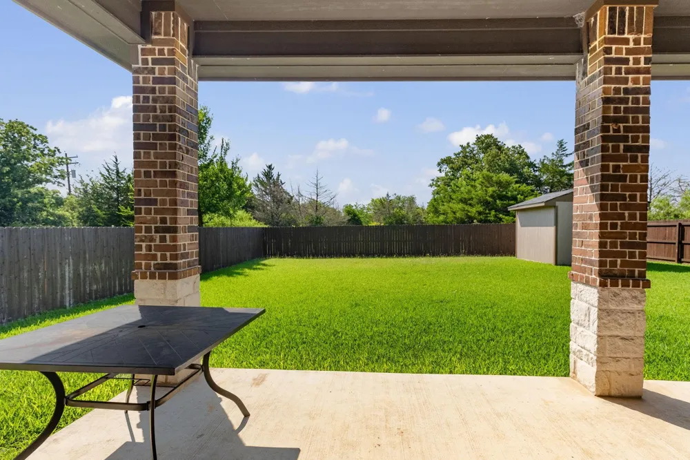 3681 Rabbit Lane Bryan, TX 77808