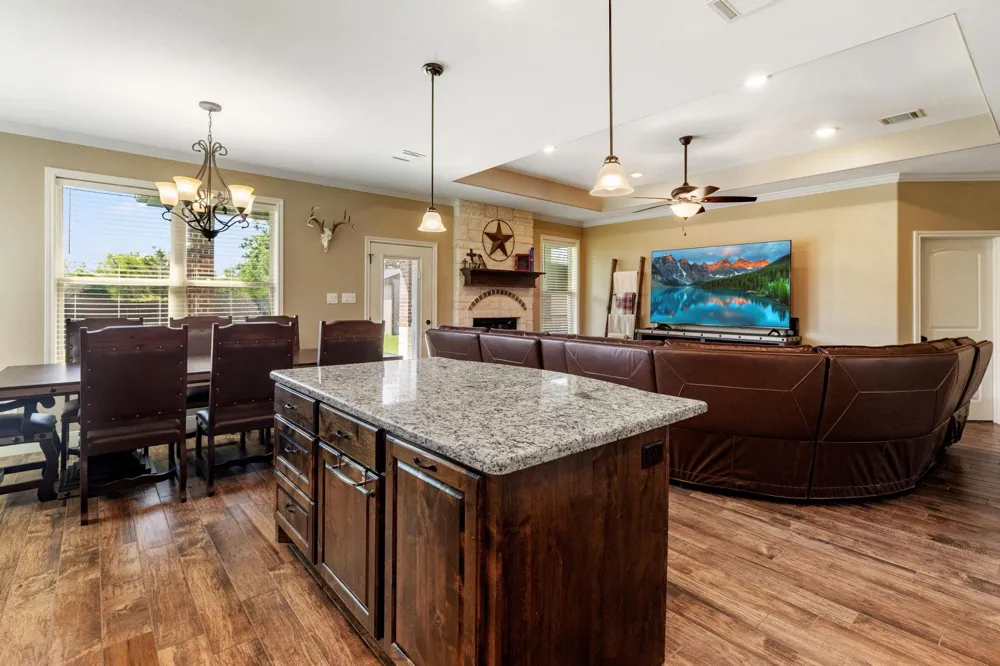 3681 Rabbit Lane Bryan, TX 77808