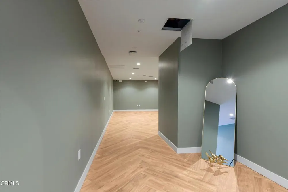 18900 Parthenia Street #210 Northridge, CA 91324