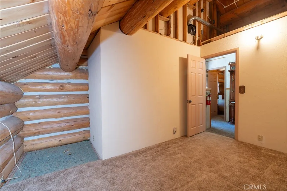 7426 Henness Ridge Road Yosemite, CA 95389