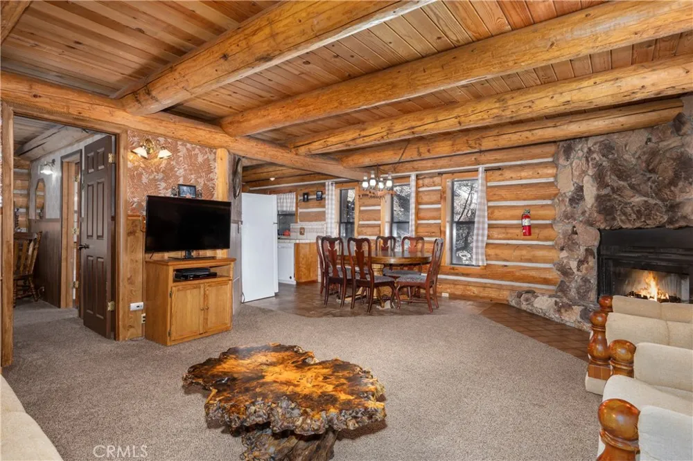 7426 Henness Ridge Road Yosemite, CA 95389