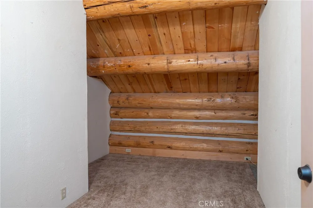 7426 Henness Ridge Road Yosemite, CA 95389