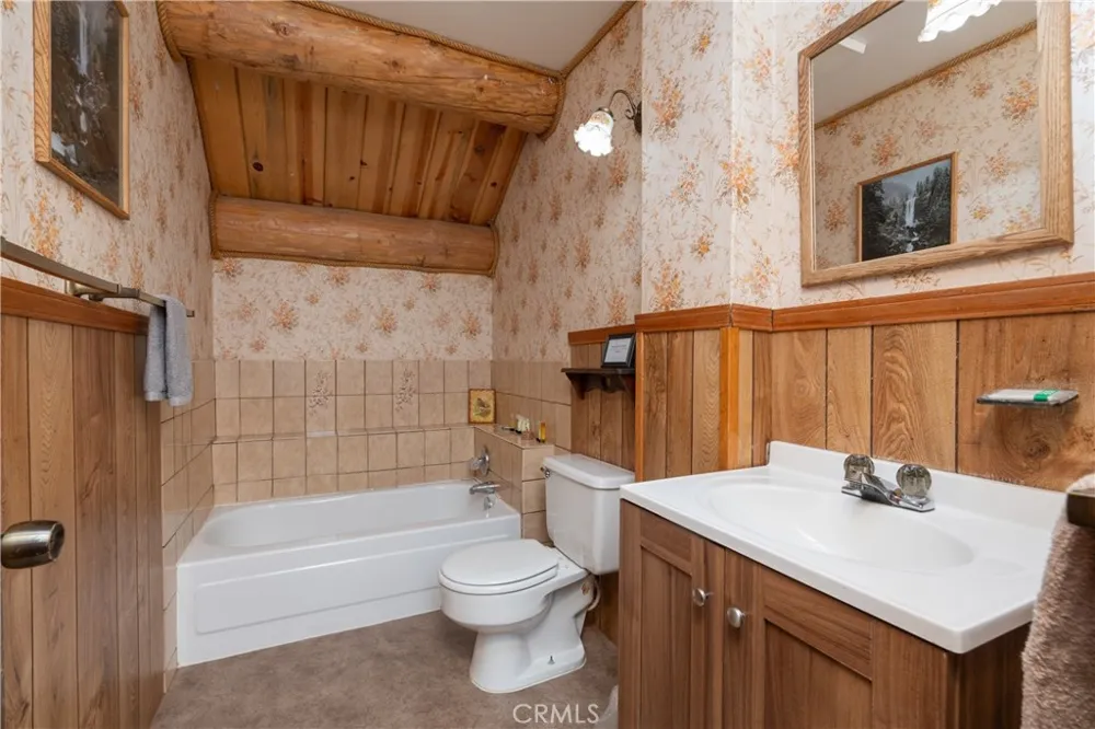 7426 Henness Ridge Road Yosemite, CA 95389
