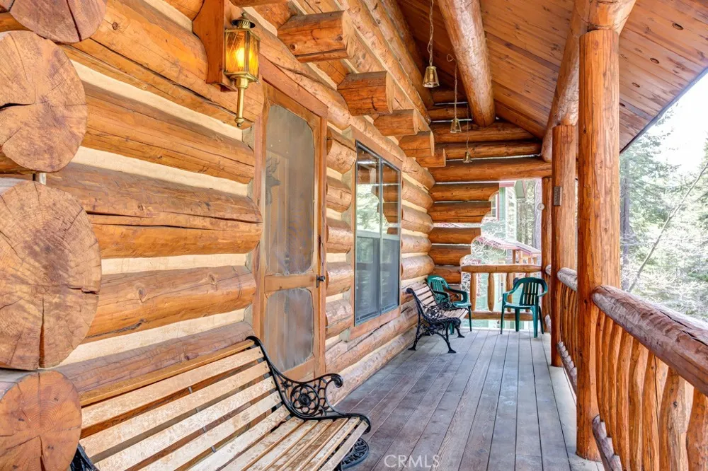 7426 Henness Ridge Road Yosemite, CA 95389