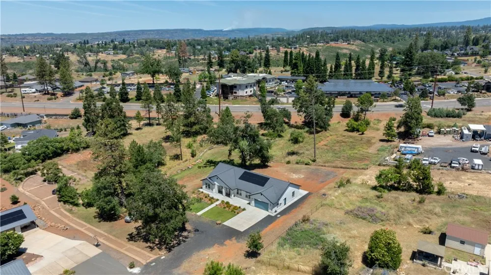 3997 Skyview Paradise, CA 95969