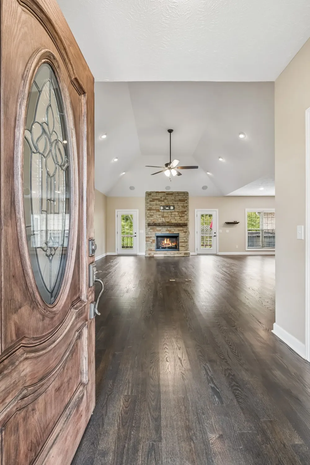 335 Hankins Ln Hartsville, TN 37074