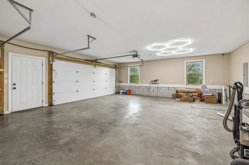335 Hankins Ln Hartsville, TN 37074